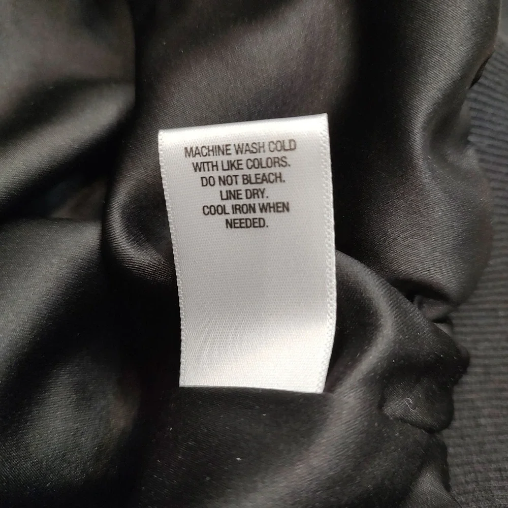 Roz & Ali Jacket‎ Women Sz 2X Black Zip Embroidered Burgundy roses Pockets Lined